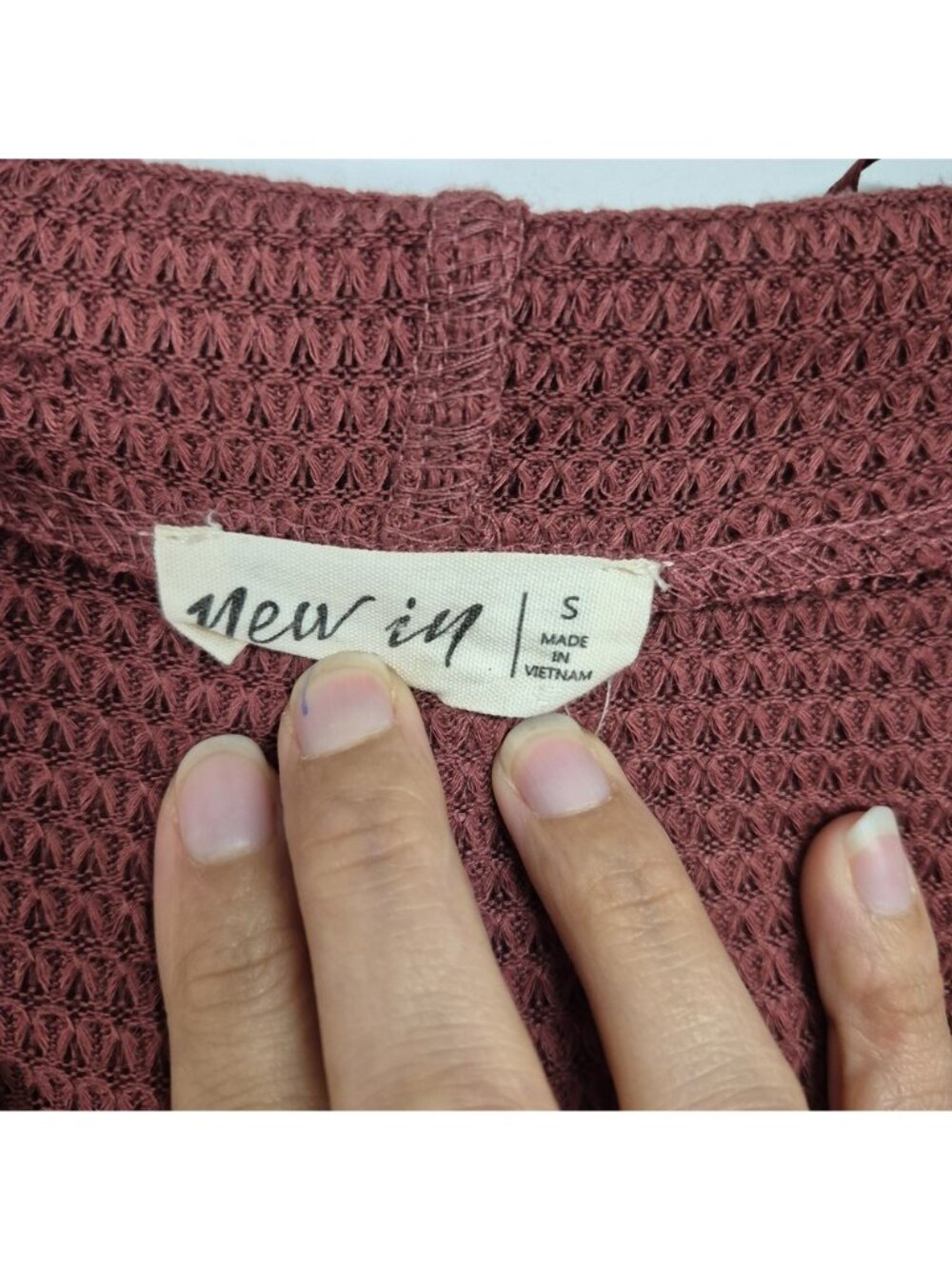 Waffle Knit Burgundy Hoodie With Button Detail & Front Pocket Long Balloon Sleev - Picture 7 of 9